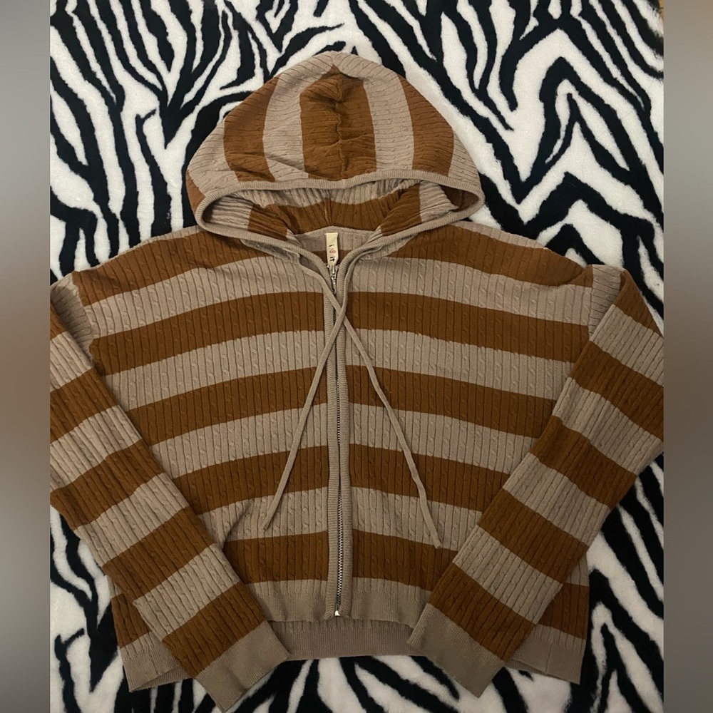 zip up